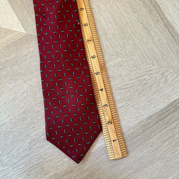 Vintage Liberty of London Silk Tie Printed in England Red Blue - Picture 6 of 6